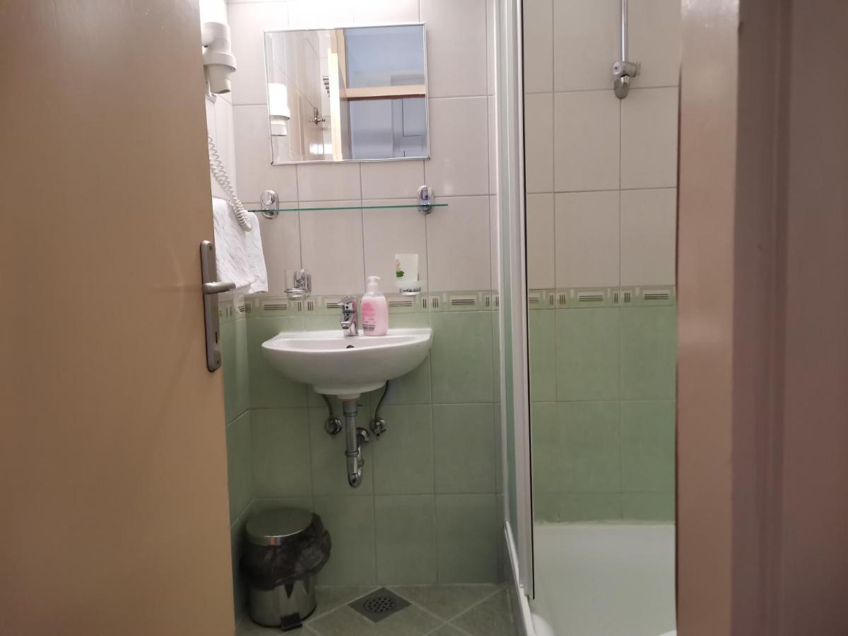 Apartma Gaber 80 *
